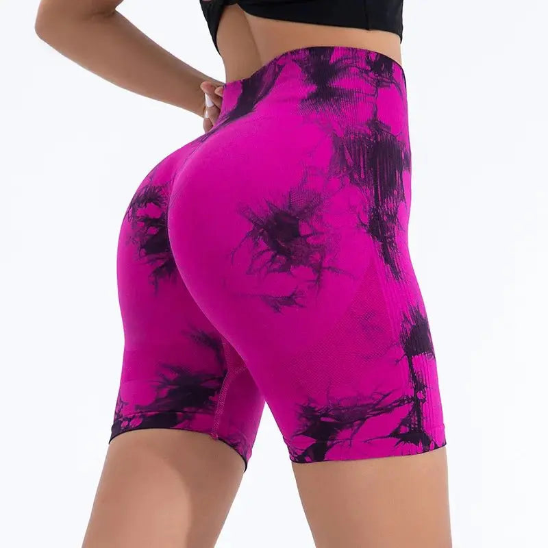 High-waisted seamless tie-dye shorts with butt lift effect