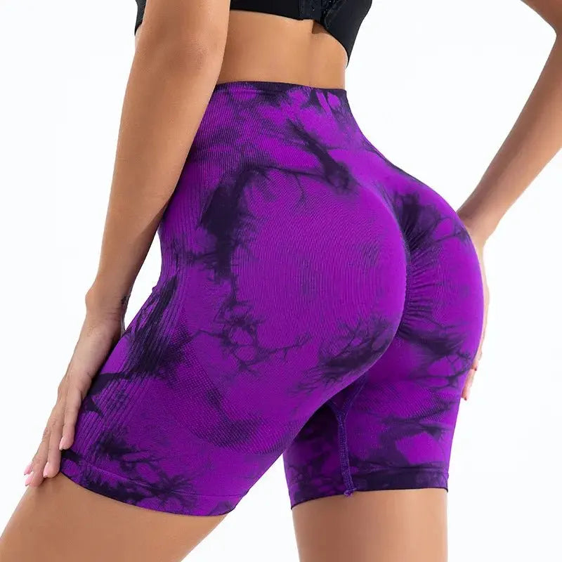 High-waisted seamless tie-dye shorts with butt lift effect