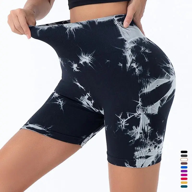 High-waisted seamless tie-dye shorts with butt lift effect