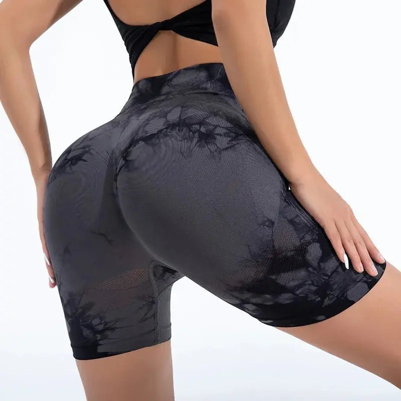 High-waisted seamless tie-dye shorts with butt lift effect